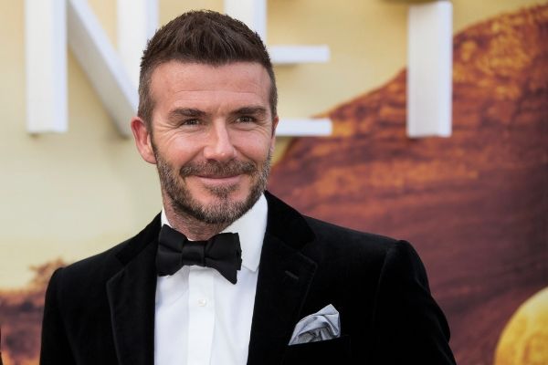 L'ex-footballeur David Beckham complètement défiguré !