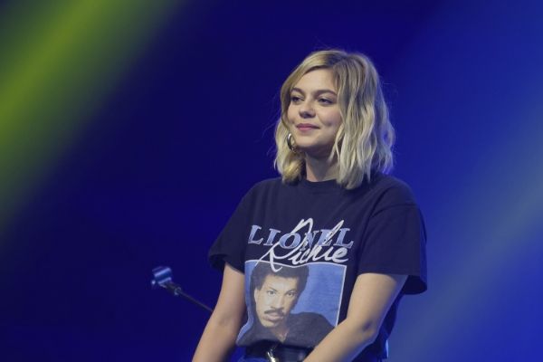 Louane est maman !