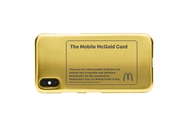 Une carte permet de manger gratuitement au Mcdonald !