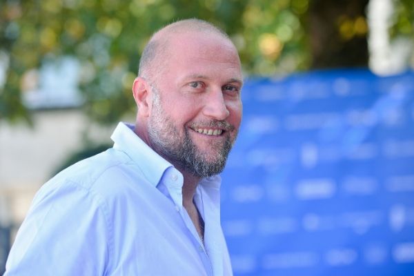 François Damiens relance ses caméras cachées !