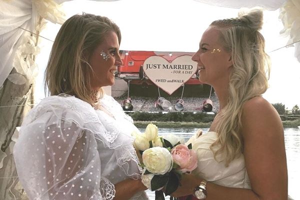 Mariez-vous une journée avec votre meilleure amie !