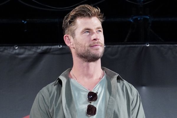 Chris Hemsworth donne des cours de sport en ligne !