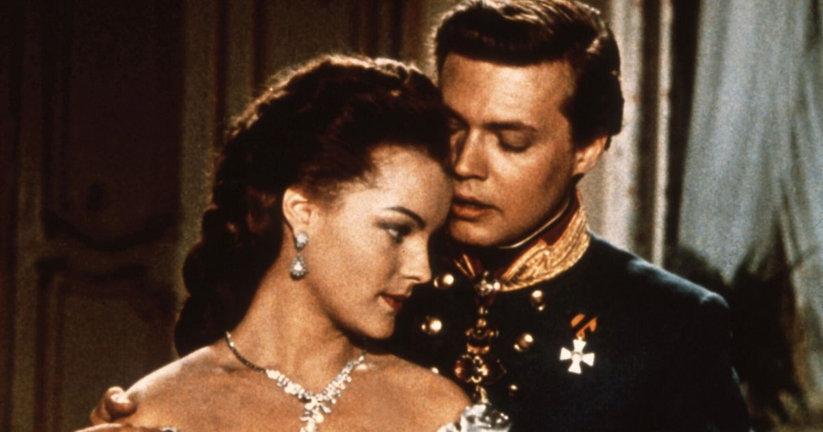 Sissi Série 2021 Date De Sortie Nostalgie Belgique | Voici qui va jouer Sissi dans la série Netflix