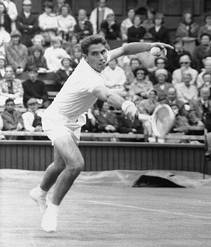 1964 Santana remporte roland garros