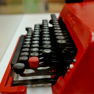 Machine à écrire Olivetti Valentine