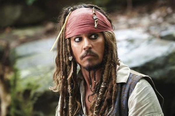 johnny depp dans le role de jack sparrow
