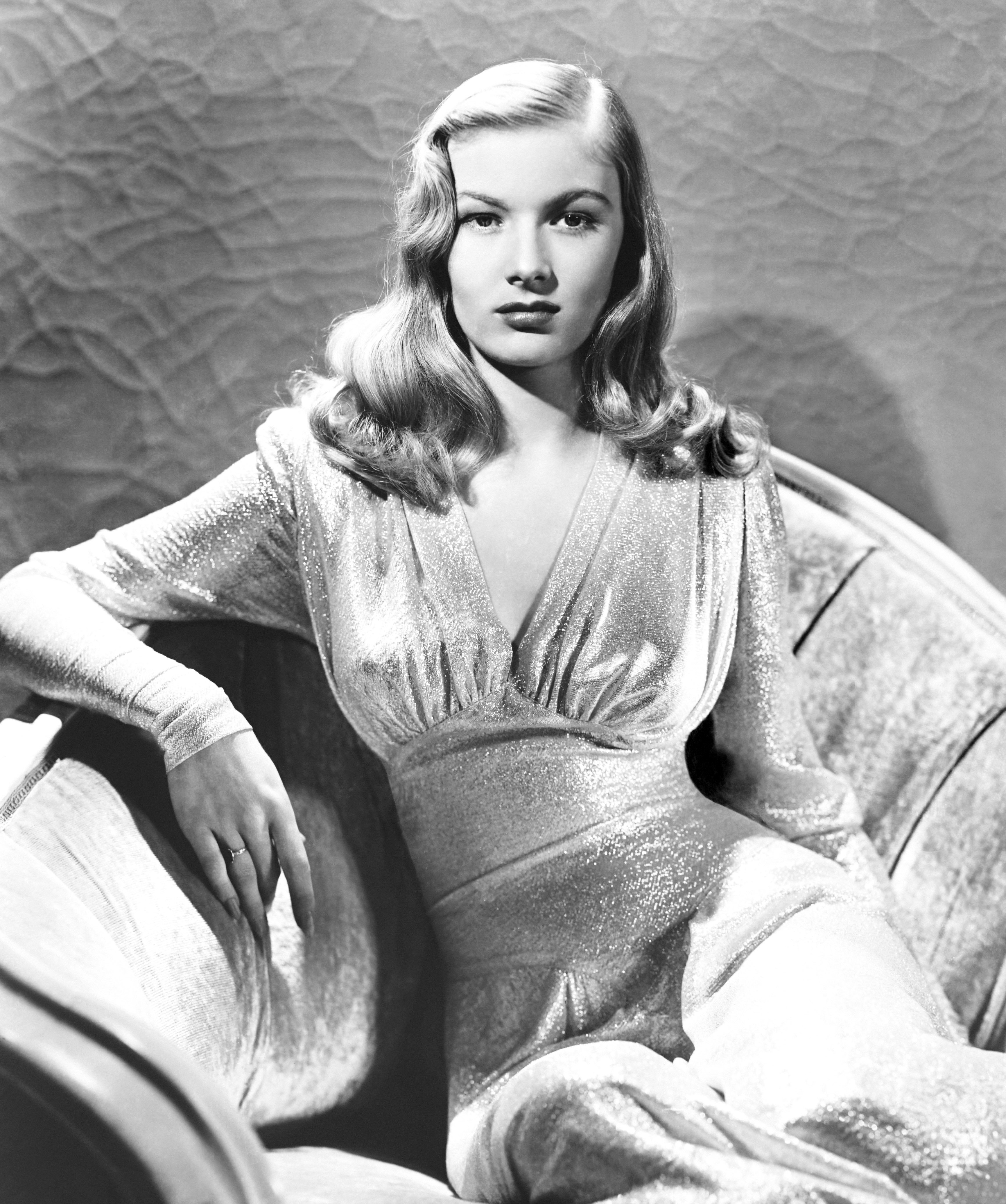 This Gun For Hire, Veronica Lake, In A Gown By Edith Head, 1942
