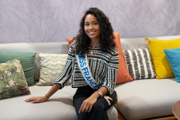 Clémence Botino Miss France 2020