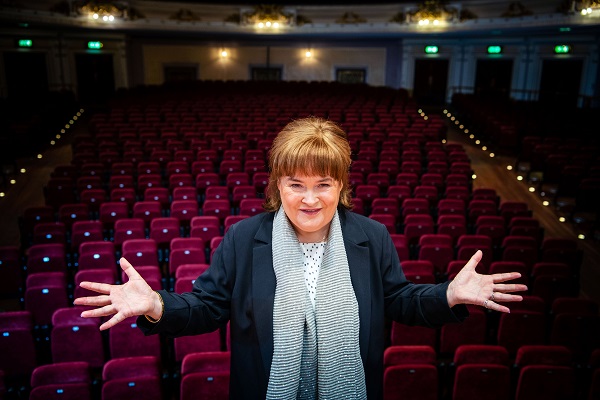 Susan Boyle dans un théâtre