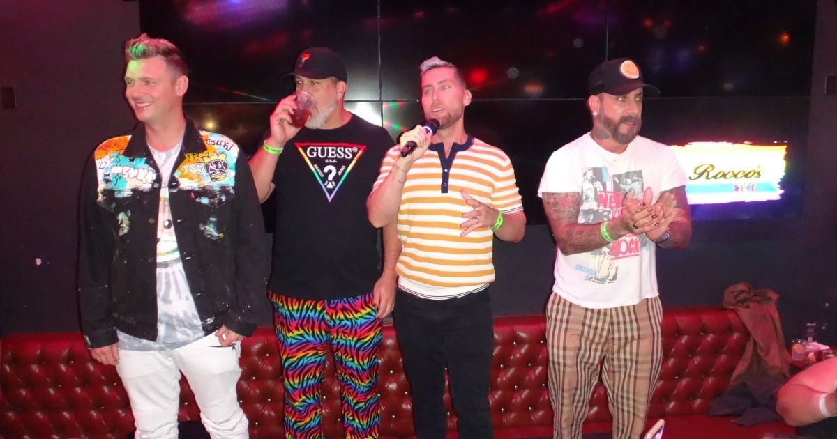 Les Backstreet Boys et les NSYNC sont de retour ensemble
