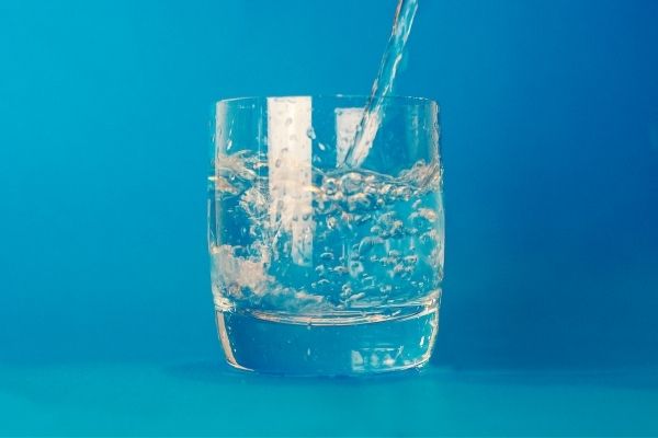 Des applis qui vous rappellent quand boire de l'eau