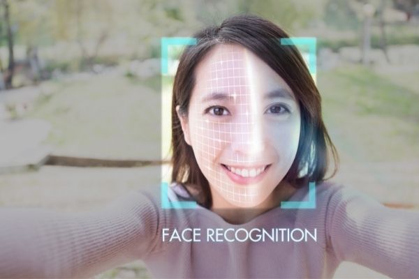 Reconnaissance faciale : un outil ultra-puissant étonne