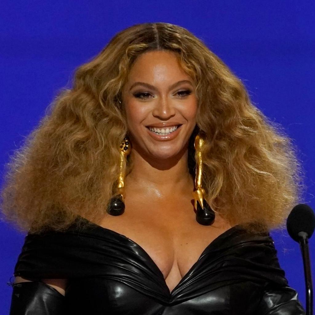 Beyoncé @ 63rd Grammy Awards