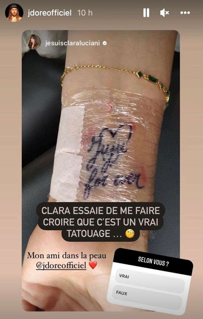 Tatouage Clara Luciani Julien Doré