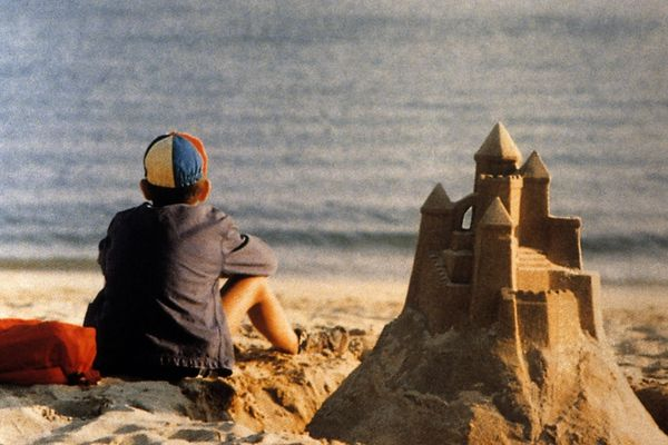 L'Instant Nostalgie: Chateau de sable ou fleurs en papier ?