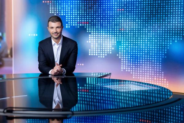 Michaël Miraglia aux commandes du RTL Info Week-end