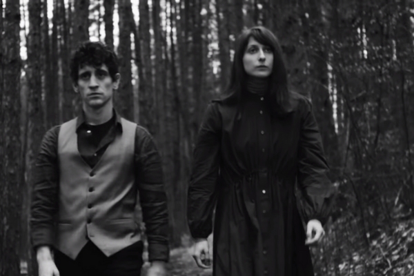 Capture d'écran issue du clip Wagging Tongue de Depeche Mode