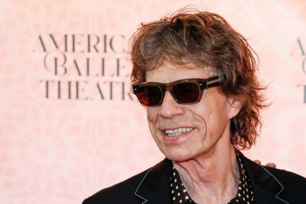 Le fils de Mick Jagger enflamme le dancefloor au concert des Guns N’Roses