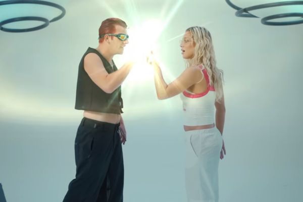 Kyle Gordon - Planet of the Bass