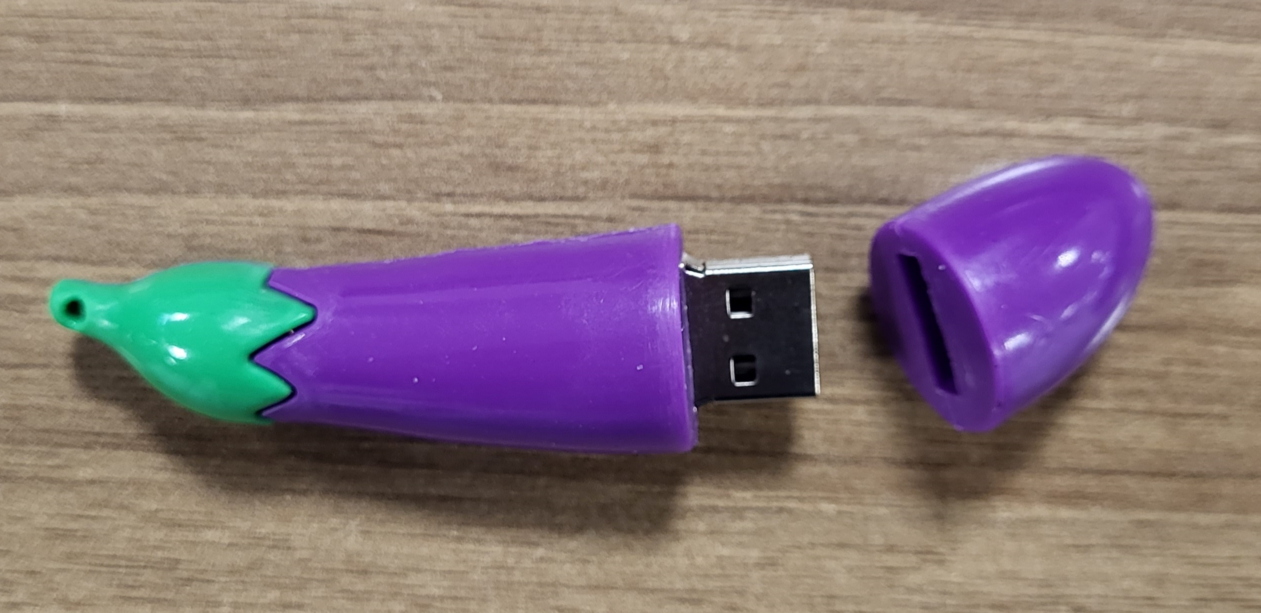 Clé USB Julien Doré aubergine