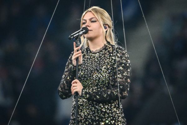 Louane: découvrez sa chanson pour l'Eurovision, dédiée à sa maman