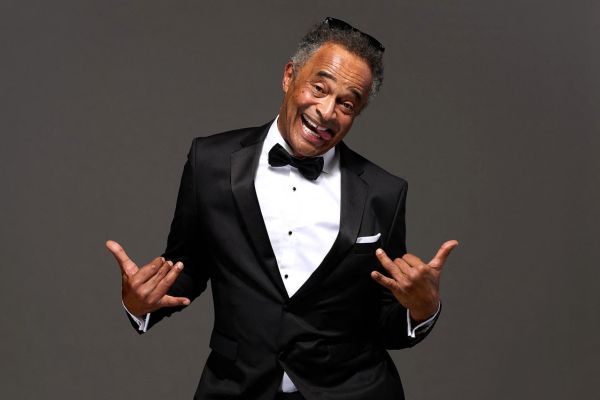 Yannick Noah revient sur scène avec une tournée acoustique en duo