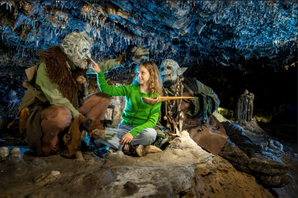 grottes de han halloween 2025