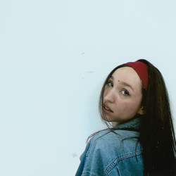 Cover Confidence pour confidence - Tessa B.